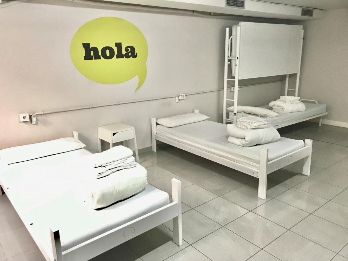 Hola Hostal Eixample Барселона Экстерьер фото